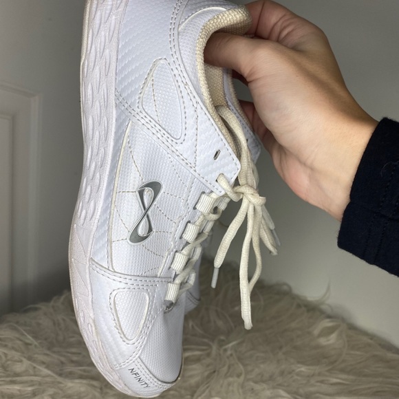 infinity rival cheer shoes(STILL AVAILABLE) - Picture 6 of 8